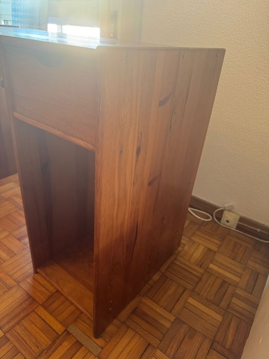 Secretária (madeira de pinho) c/ Entrega Incluída