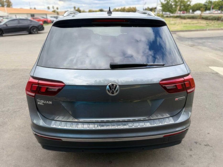 Volkswagen Tiguan SEL Premium 4Motion      2019
