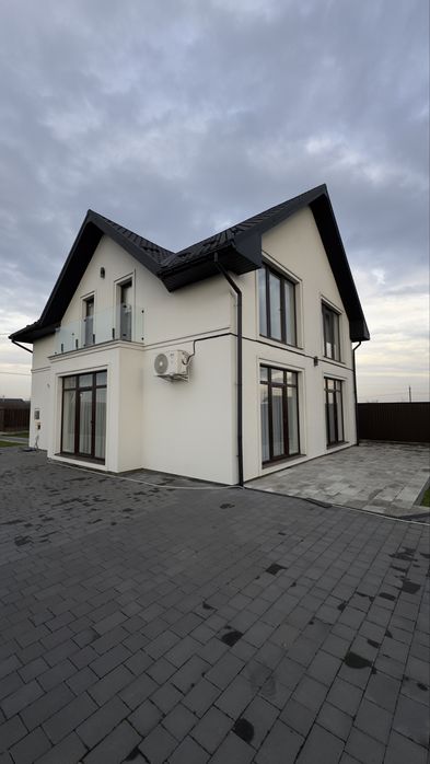 Розкішний будинок в Підлужжі!