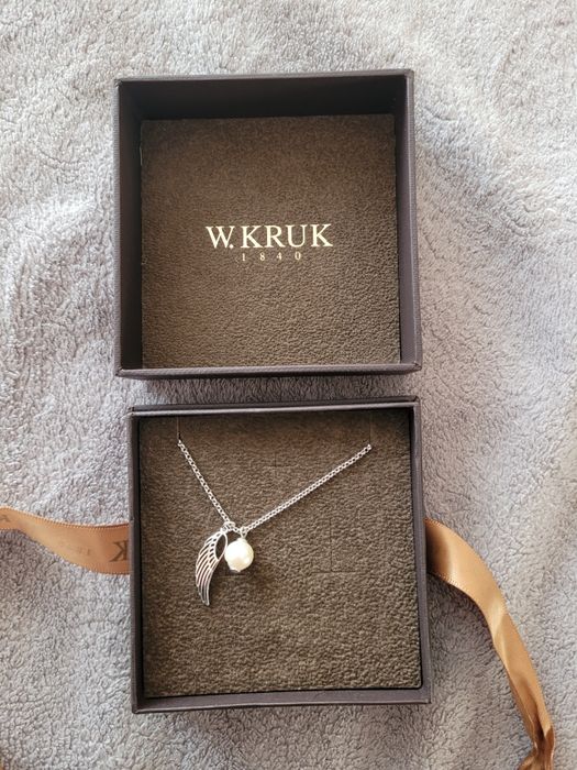 Naszyjnik celebrytka z perłą srebrana z W. KRUK