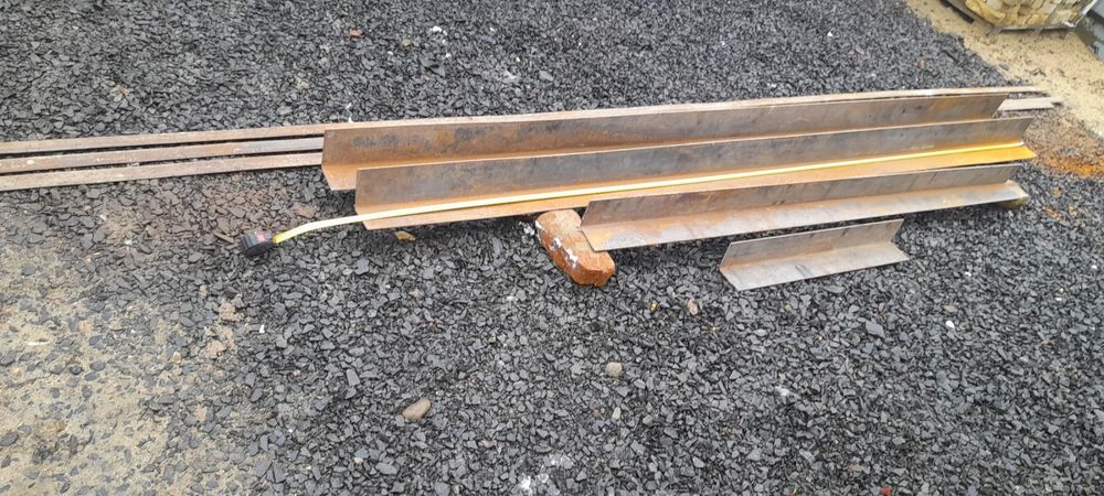 Продам металеві кутники