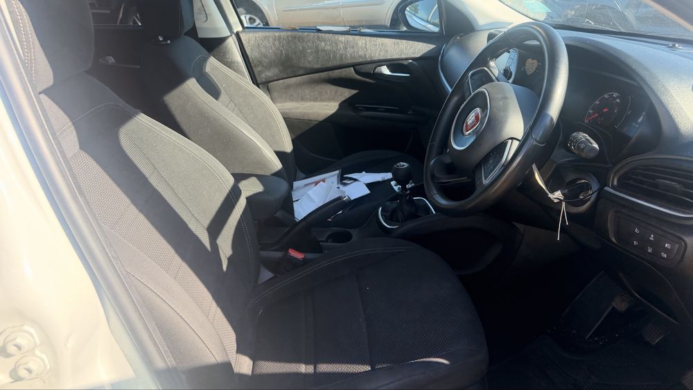 Fiat Tipo silnik 1.4 Benzyna 2017r,Anglik z kluczykami