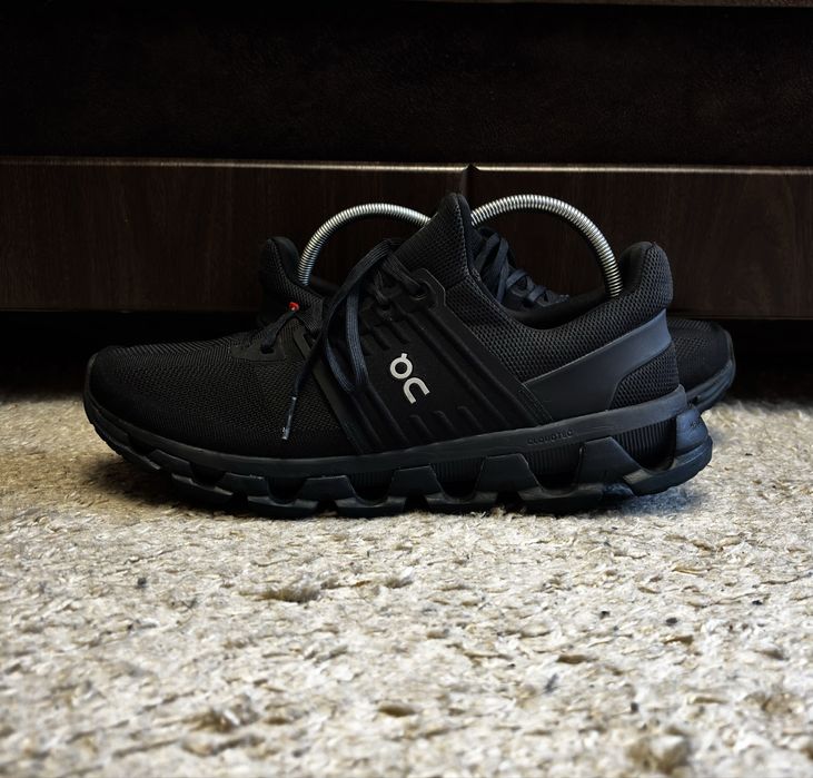 Кросівки on cloudswift 3