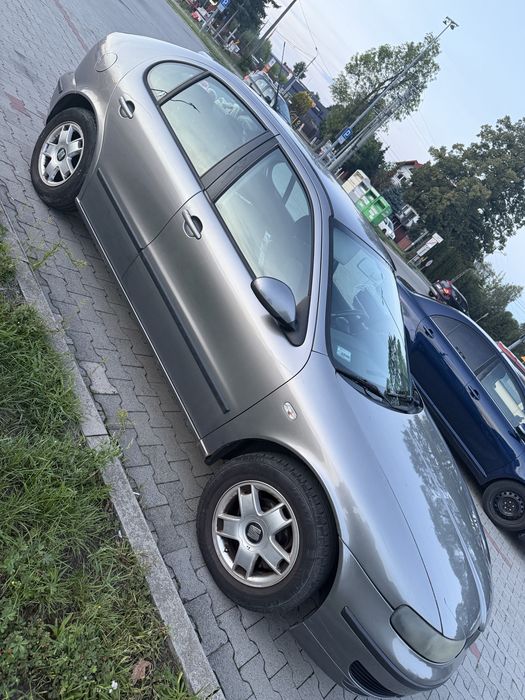 Seat Leon 1.6 Benzyna 2005r. Manual