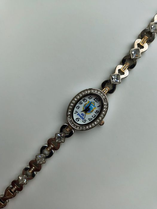 Часы наручные женские