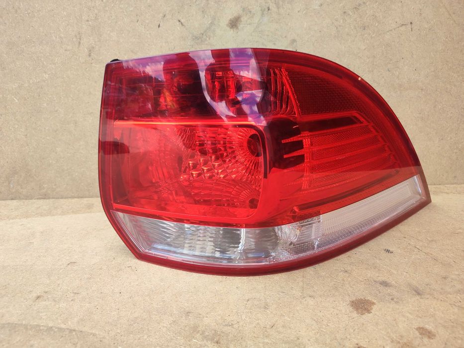 Lampa prawy tył VW GOLF V kombi EUROPA 1K9945096D