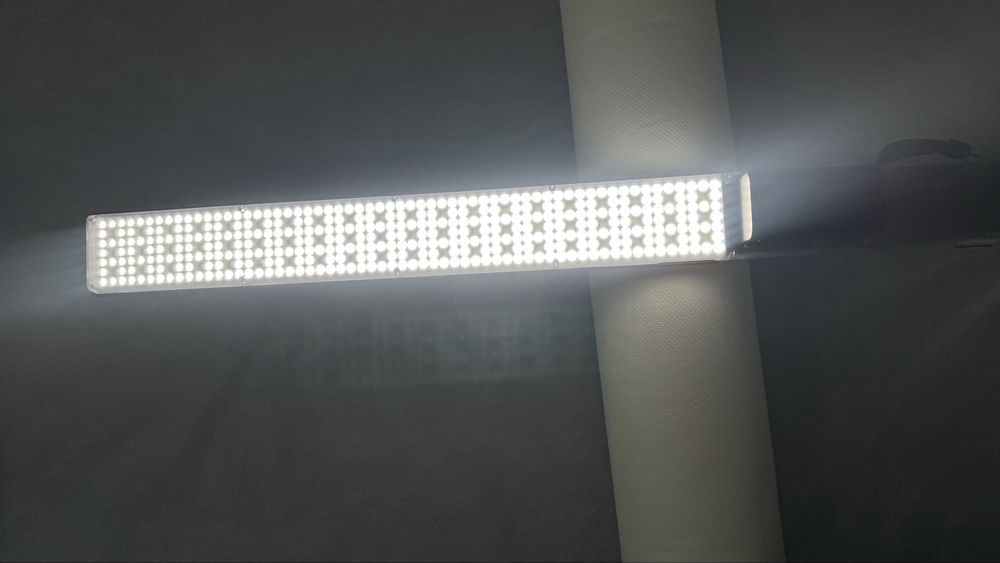 Sprzedam lampę LED Yongnuo YN360 III RGB