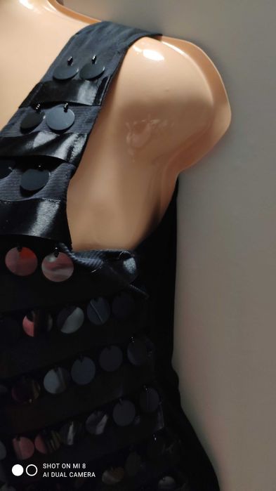 Sukienka cekinkowa czarna