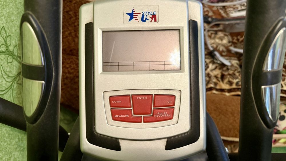 Продам  Орбитрек