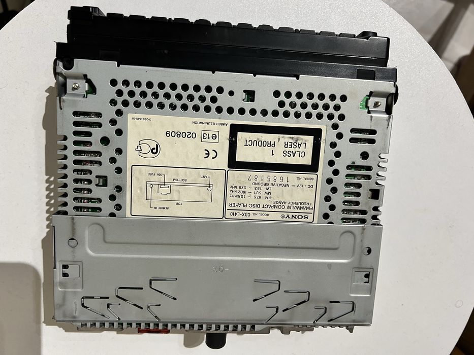 Radio Sony CDX-L 410
