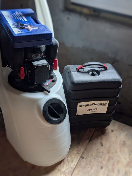 Hydraulik instalacje sanitarne. Plumber.