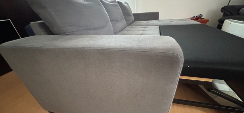 Sofá cama com chaise