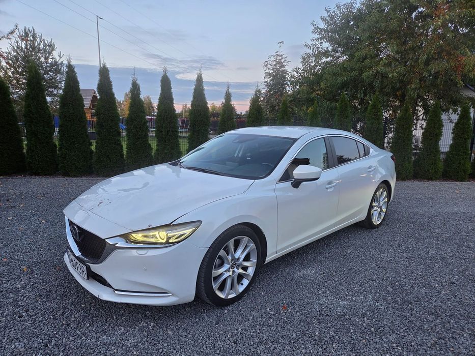 Mazda 6