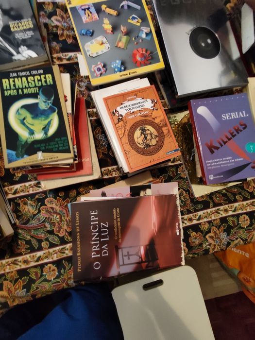 Lote de 118 livros novos e antigos