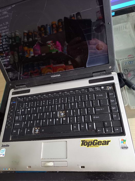 Laptop toshiba na częsci