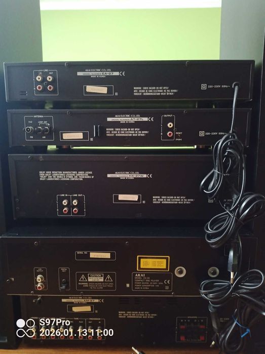 Wieża AKAI + kolumny AKAI