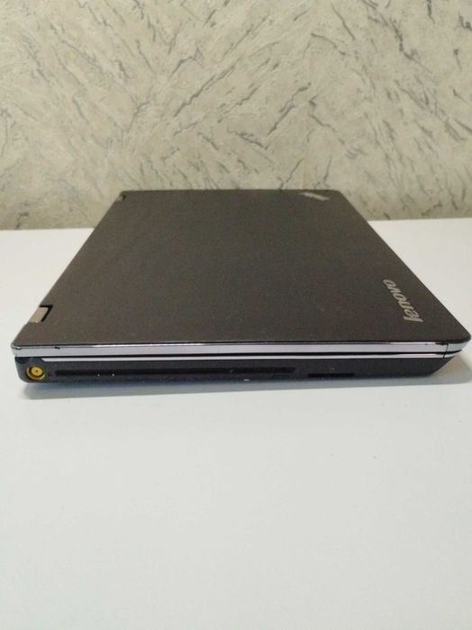 Ноутбук Lenovo ThinkPad E420s | Core i5-2430M | Radeon HD 6630M 2гб | 8/320 гб | батарея 1-2 часа