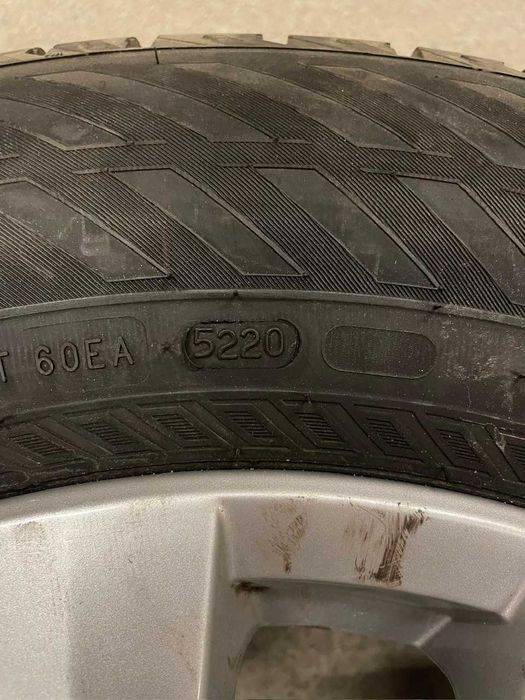 AMAROK VW , VW T5/T6 - 2020r doskonały stan 245/65/R17 - 5x120 rozstaw