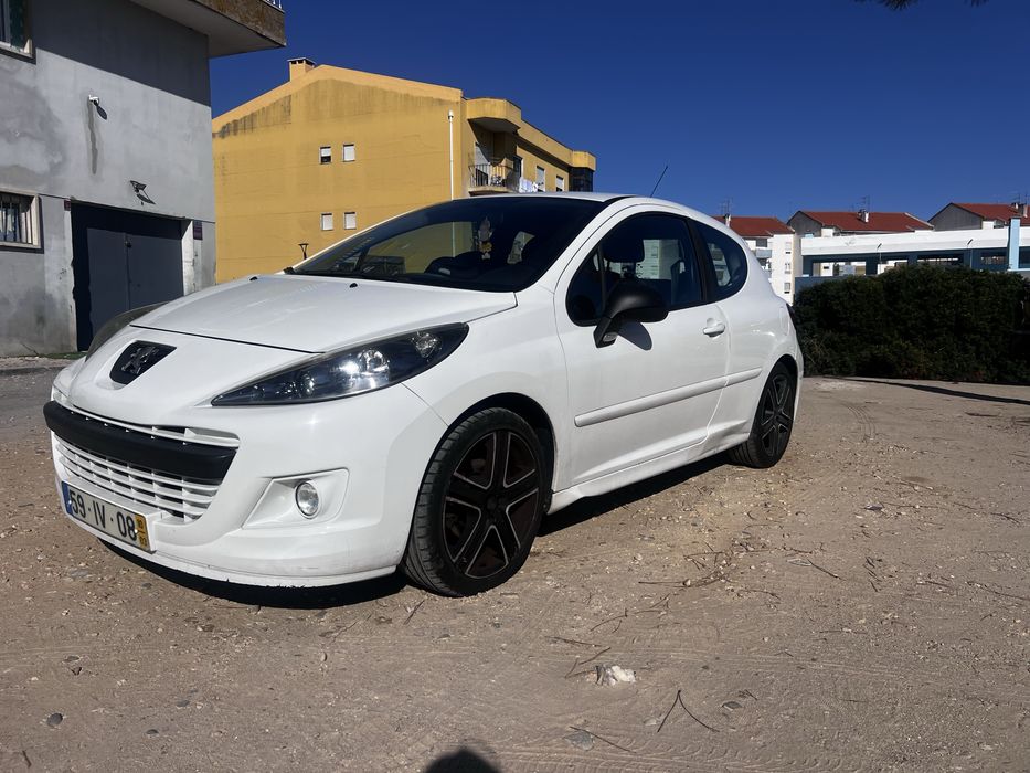Peugeot 207 -1.6 hdi - 2010 - 90 cv — photo 2
