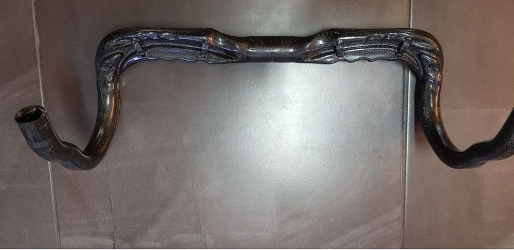 Guiadores Carbono com e sem Avanço Integrado