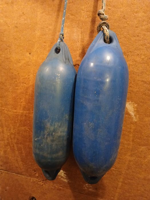 Odbijacze jachtowe używane