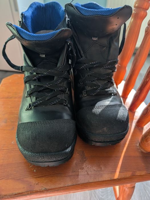 Buty trekkingowe Uvex róż.43