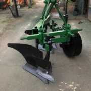 Плуг ПЛН 2-35 с предплужниками.