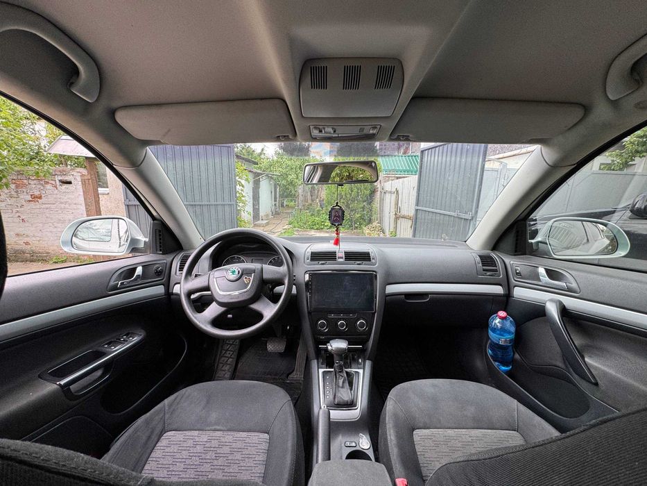 Skoda Octavia 2012 VIN TMBCK41Z8CB158025 фото оголошення 13 з 19