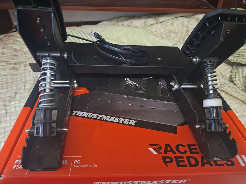 Pedais Thrustmaster Pedals 3