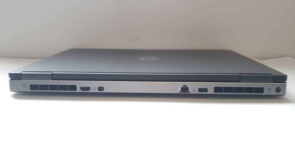 Ноутбук Dell Precision 7730 i7-8850H 32GB 128Gb + 1Tb SSD nVidia 6Gb