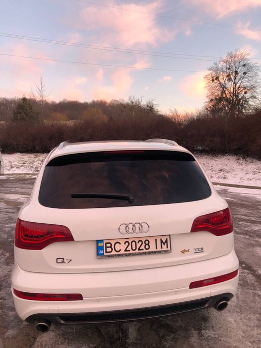 Audi q7 4,2 s line