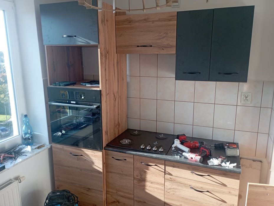 Skręcanie montaż mebli