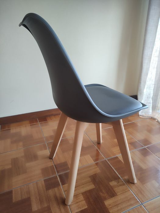 Vendo cadeiras Cinzentas