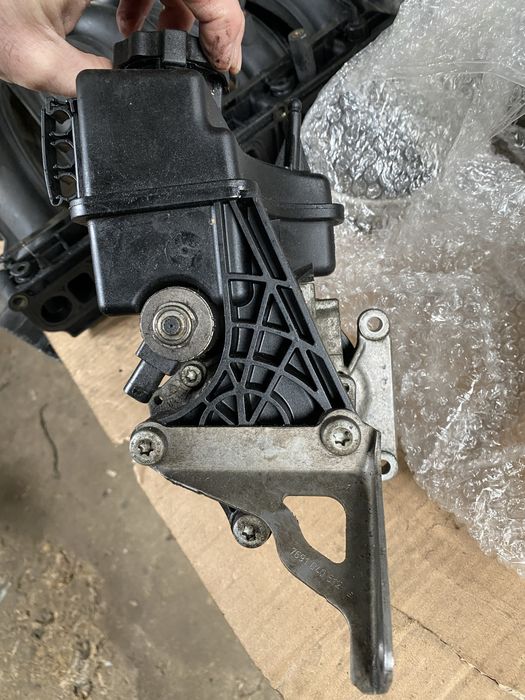 Гідропідсилювач ГУР Mersedes