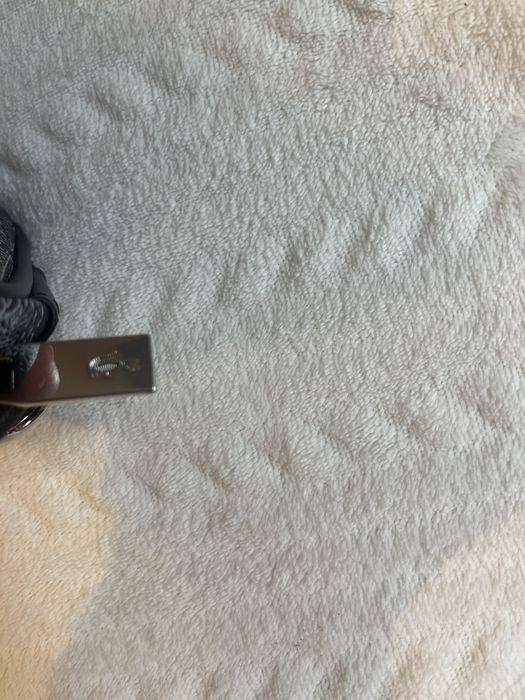 Mala Lacoste tiracolo