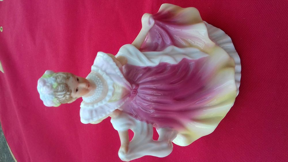 Статуетка колекційна Royal Англія