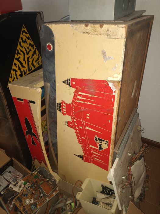 Máquina Diversão Flippers Pinball Conquistador Irmacor SIS III