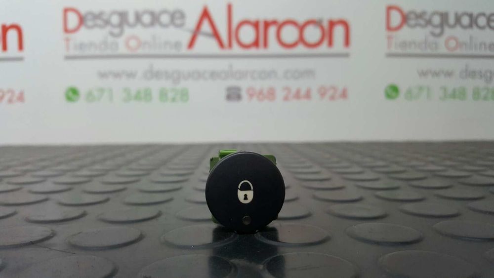 CONTROLE DE BLOQUEIO DE PORTA PEUGEOT PARTNER (S2) COMBI PLUS