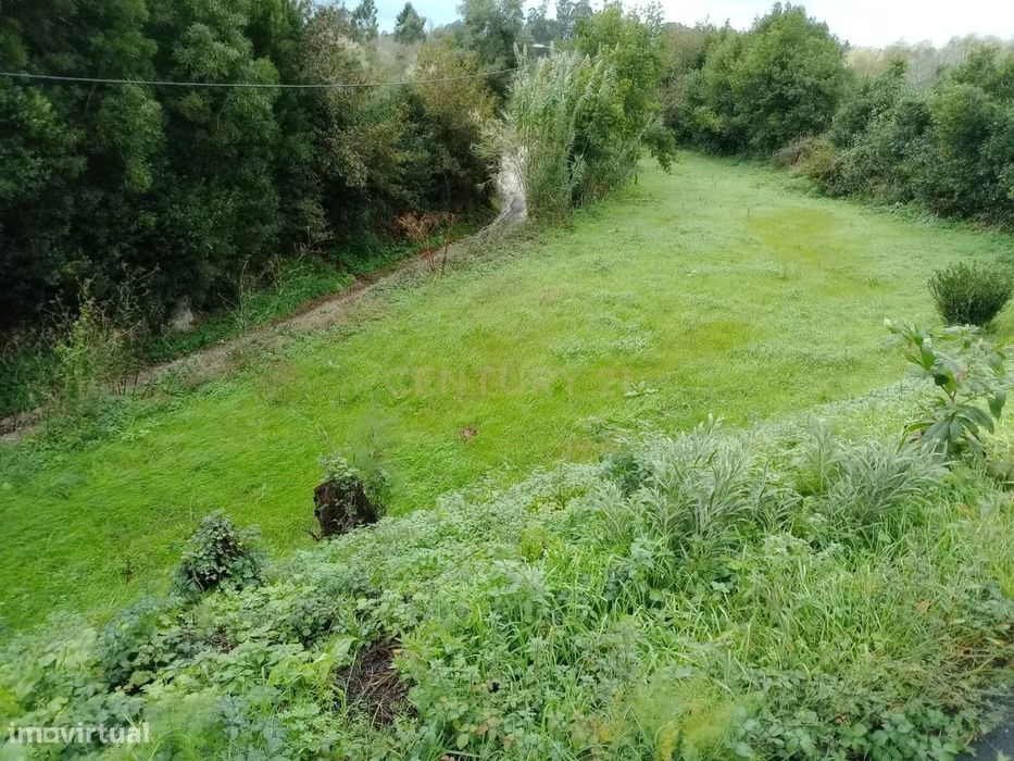 Terreno em Cacia, Aveiro - 1141m²