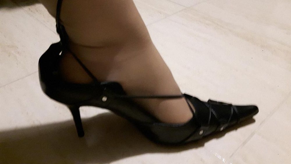 Buty damskie ze sznurkiem