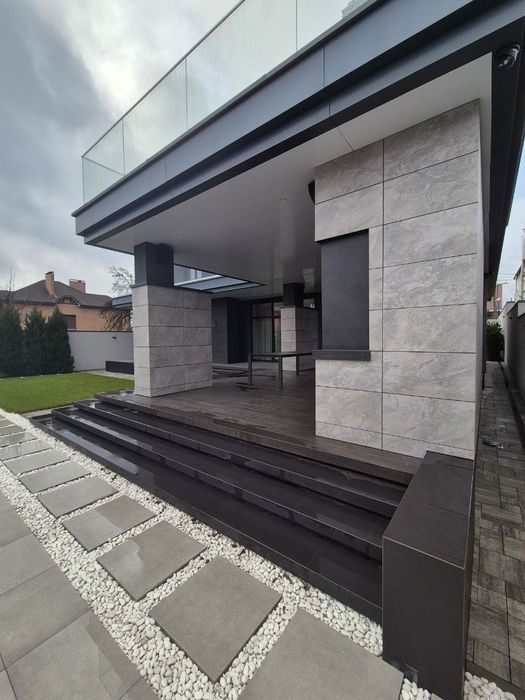 Продам VIP дом в городе! Умный дом! Бассейн! Гараж! Бомбоубежище!