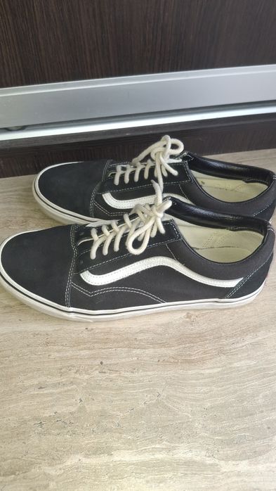 продам кеди Vans