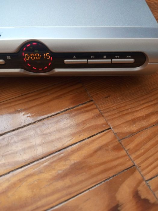 Продам  DVD-програвач KIA-2004