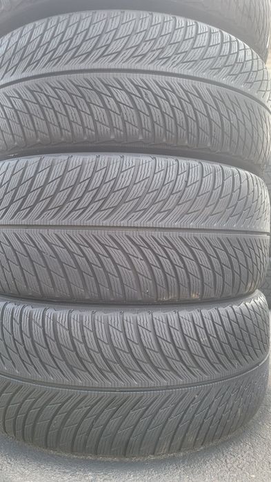 255 45 20/235 50 20 Michelin Pilot Alpin 5
