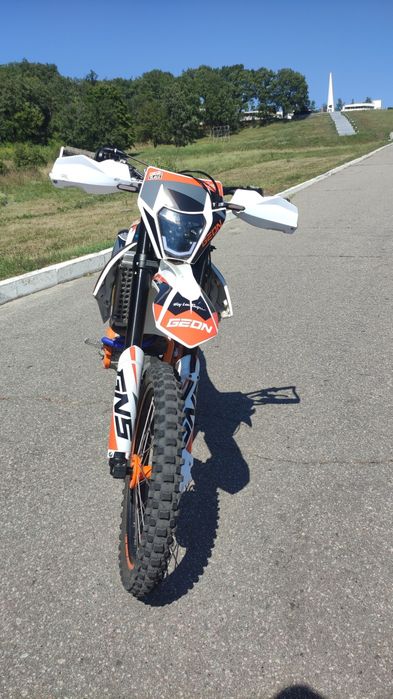 Geon Gns Dakar 300