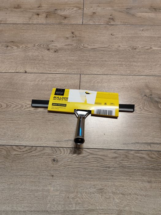 Charles Bentley, model Bulldozer 355mm, ściągacz do wody