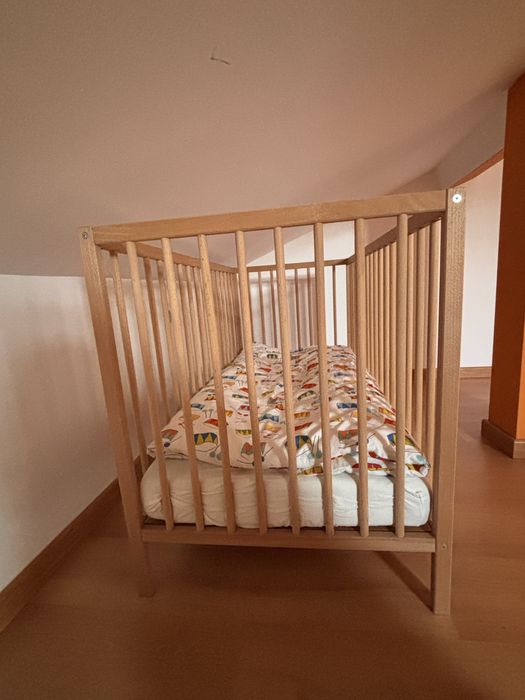 Berço Madeira + Colchão + Edredon