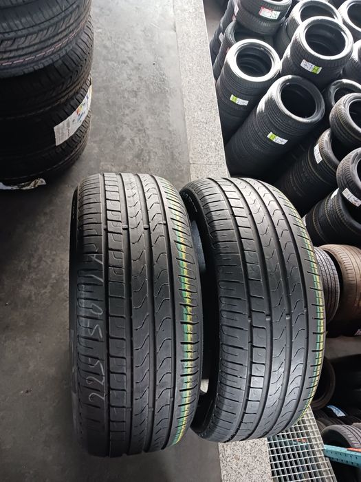 Vendo pneus semi-novos 225/50/17 Pirelli