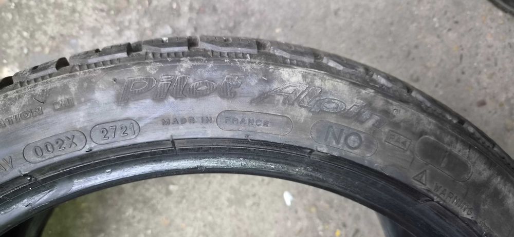 2szt opony zimowe Michelin Jan Nowe _ 235/40/19