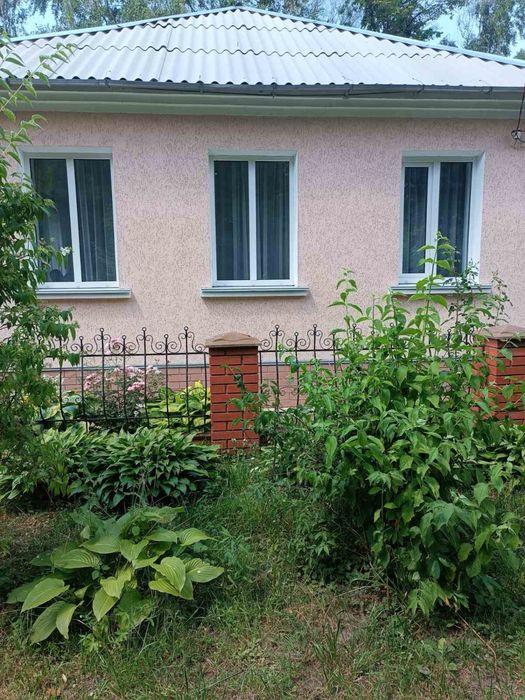 Продається утеплений будинок з усіма зручностями